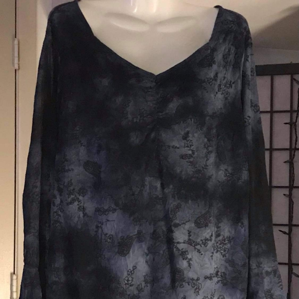 Venereal shirt size 18
